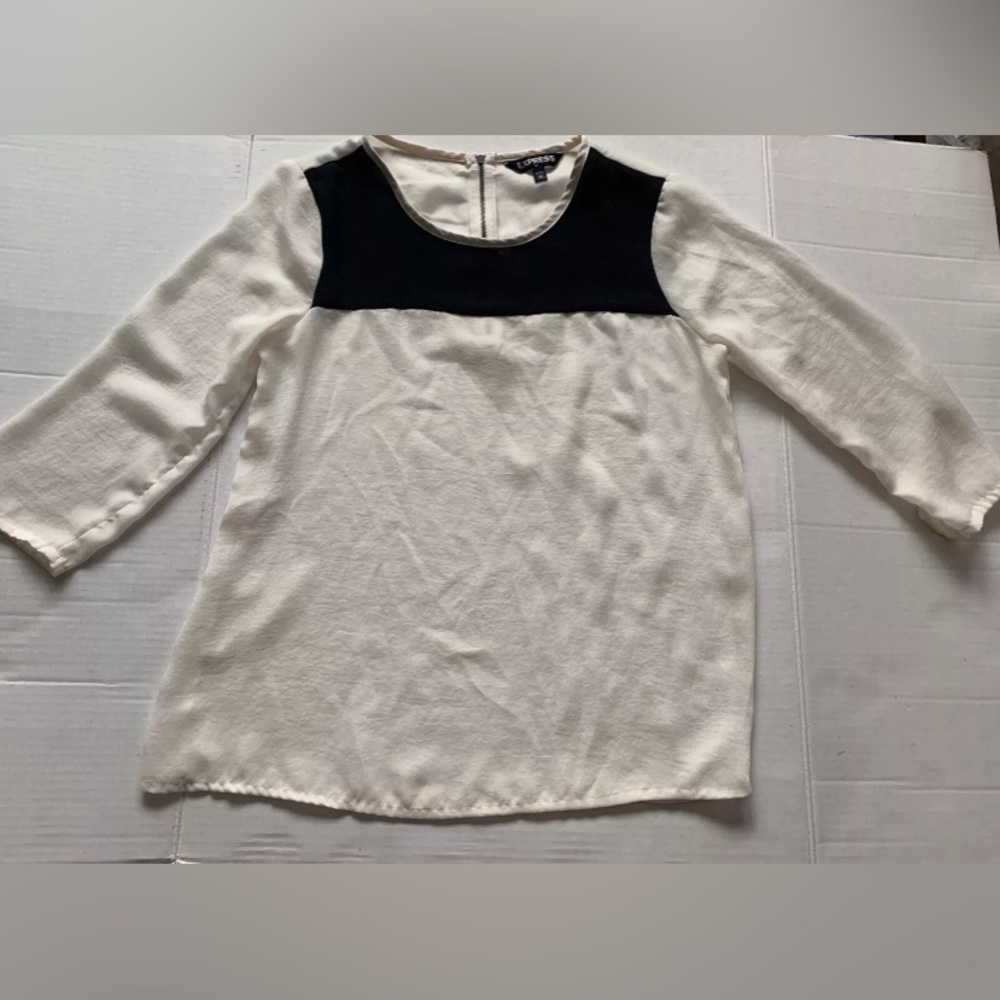 EXPRESS Women’s Black and White Ivory 3/4 Sleeve Blouse Top XS